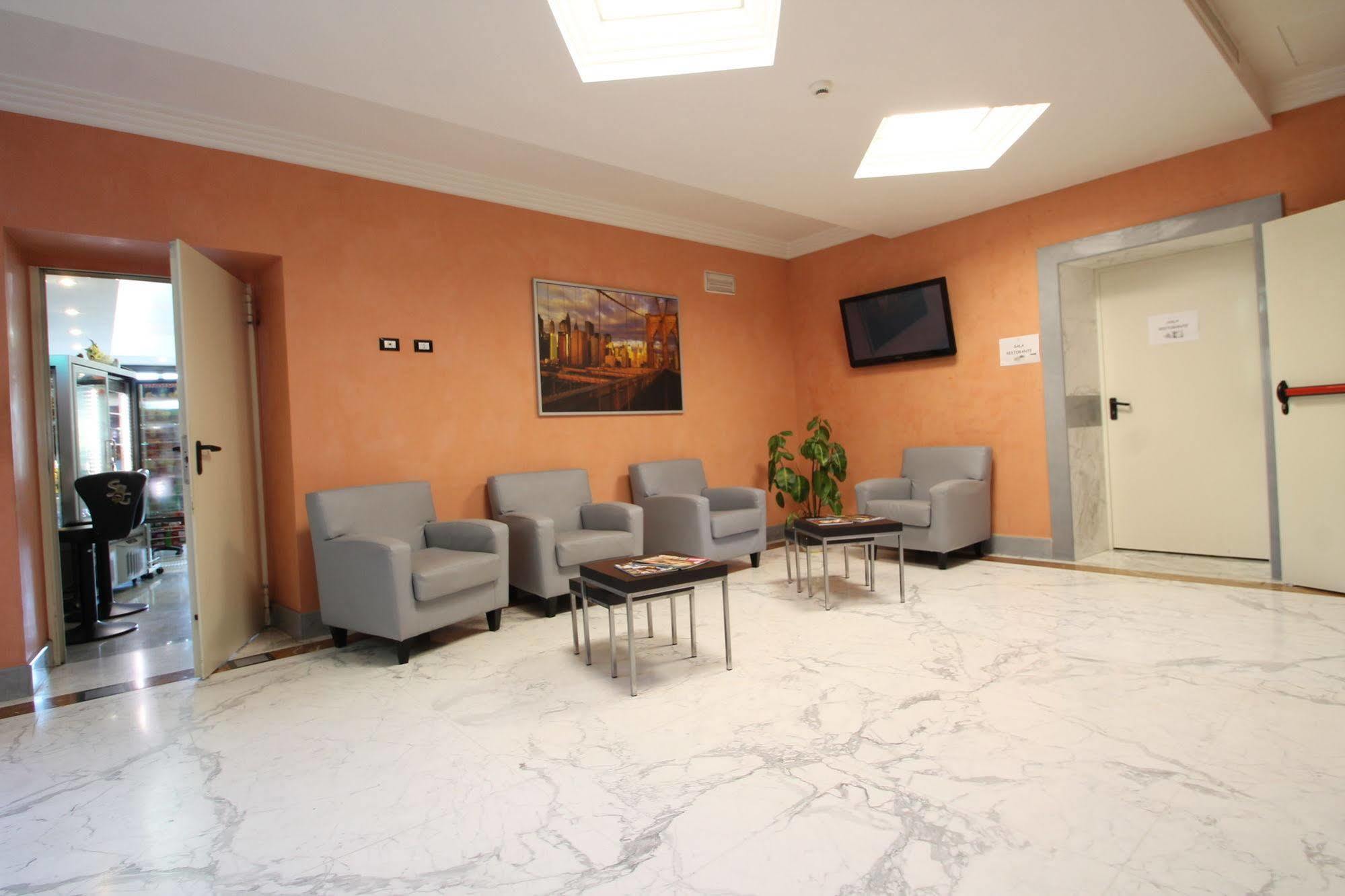 Hotel Star Monterotondo  Esterno foto
